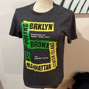 Aeropostale New York City‎ 🏙️ Charcoal Tee with Neon Yellow and Green Graphics